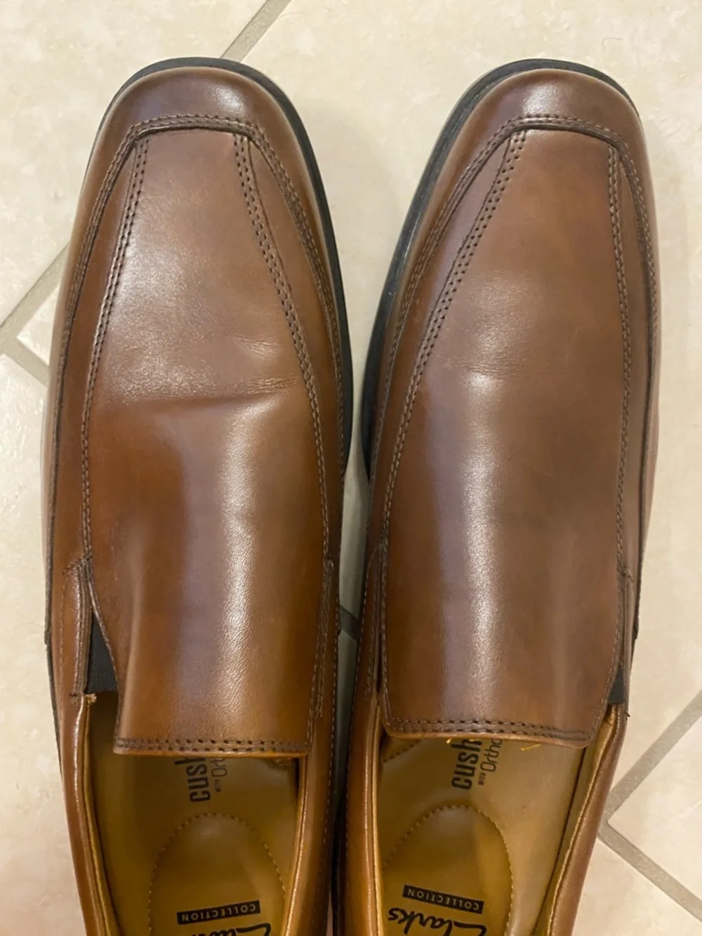 Clarks size 12 Men's Brown Leather Slip-On Loafers